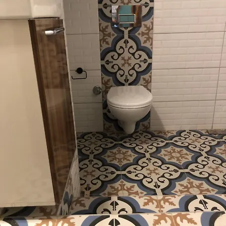 Plaja çok Yakın Tarihi Taş Ev *