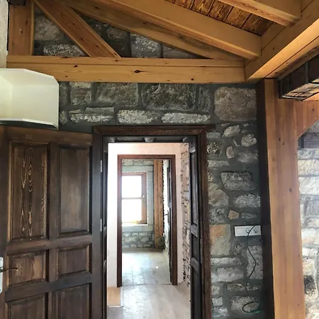 Plaja Cok Yakin Tarihi Tas Ev Villa *