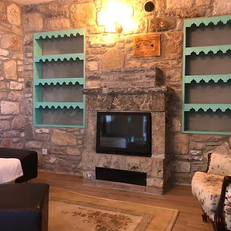 Villa Plaja Cok Yakin Tarihi Tas Ev *