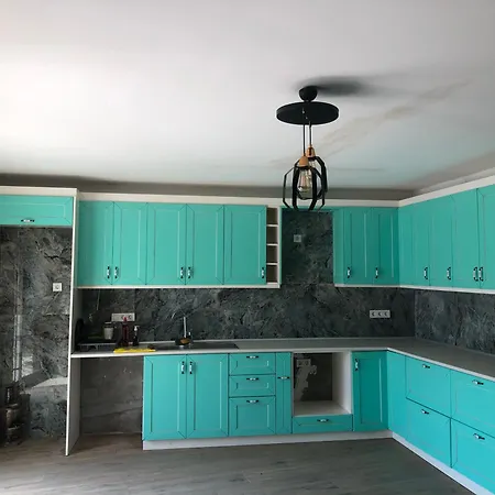 Plaja Cok Yakin Tarihi Tas Ev